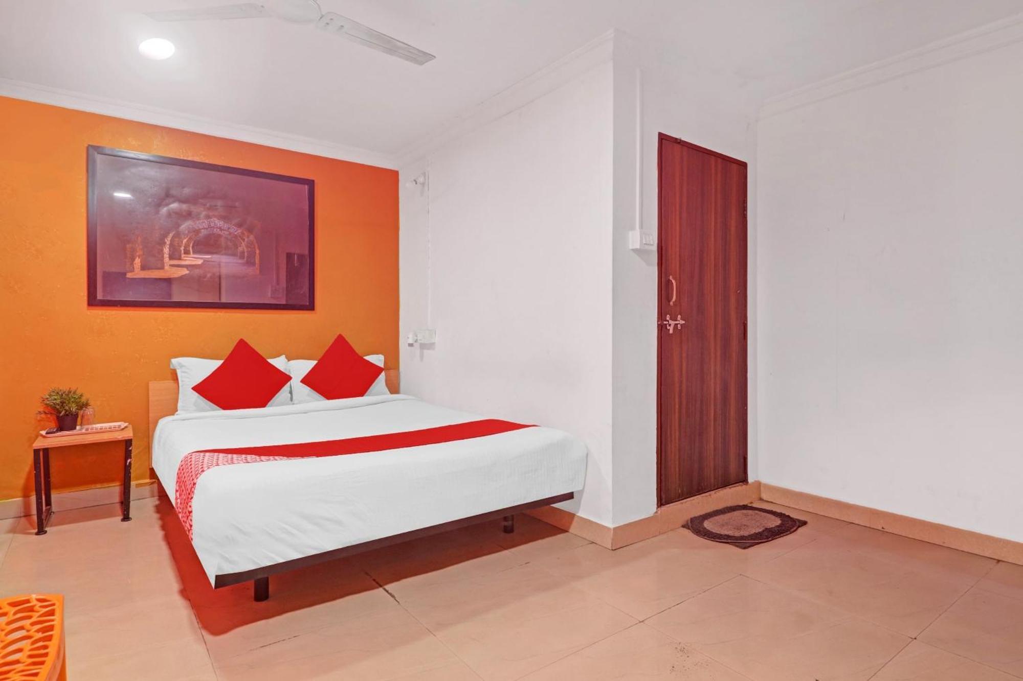 Hotel O New Lakeview Palace Hyderabad Exterior foto