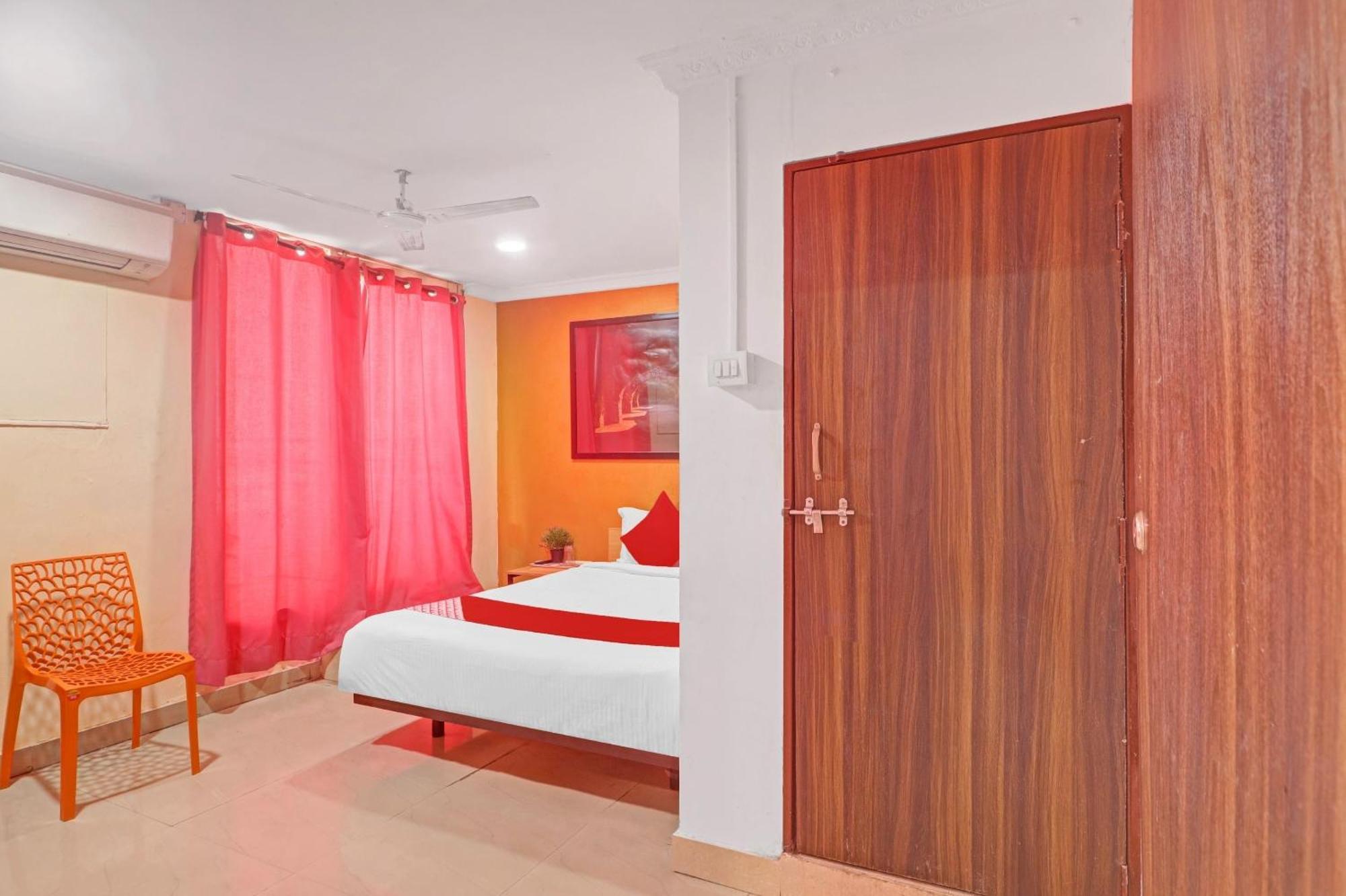 Hotel O New Lakeview Palace Hyderabad Exterior foto